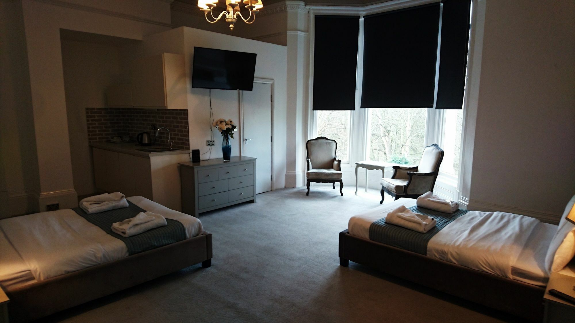 Marine Residence Скарбъро Екстериор снимка