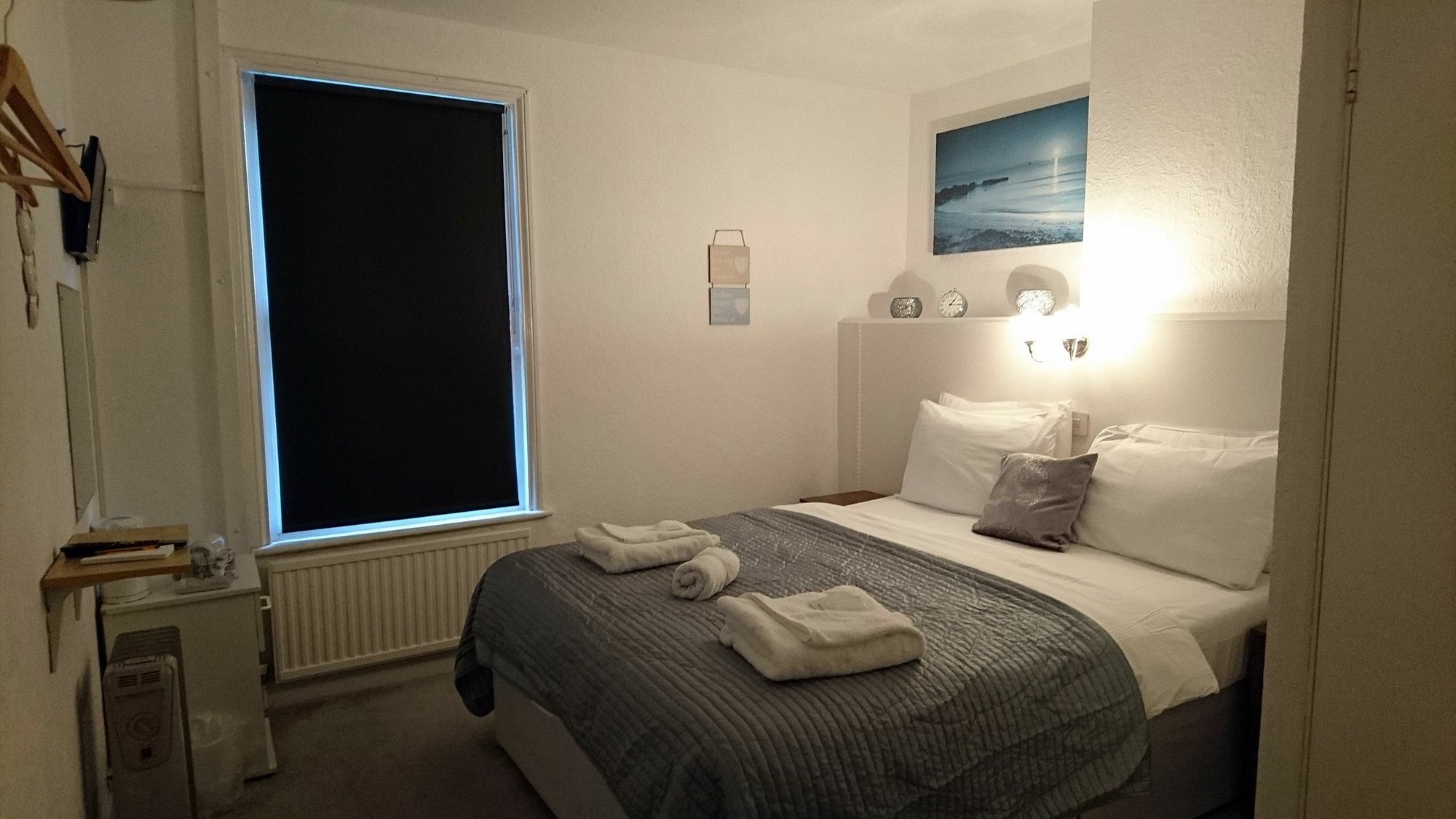 Marine Residence Скарбъро Екстериор снимка