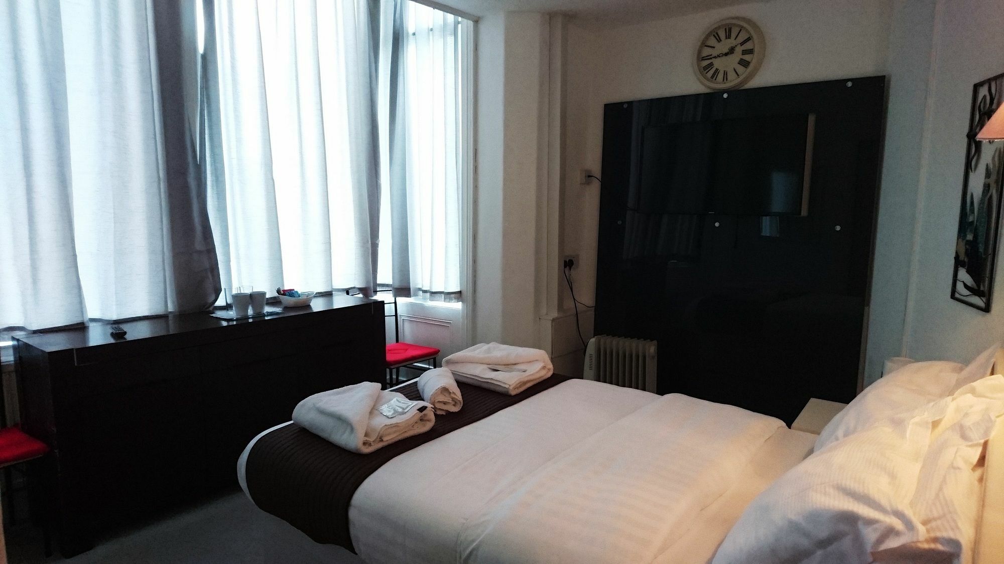 Marine Residence Скарбъро Екстериор снимка